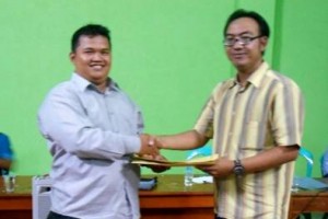 Serah terima jabatan ketua karang taruna gemilang.